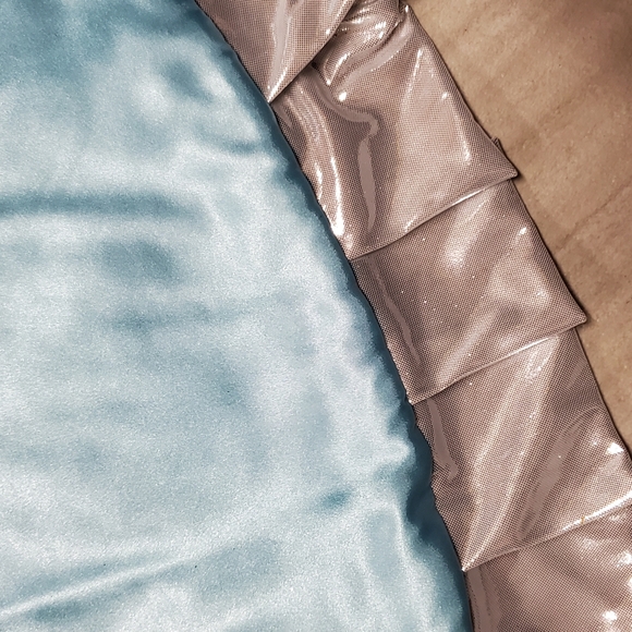 Tree Skirt - Picture 5 of 10